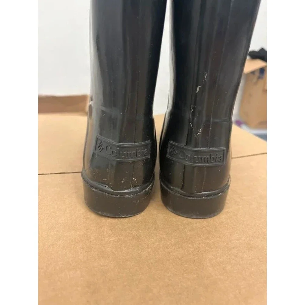 Columbia women’s rain boots size 5